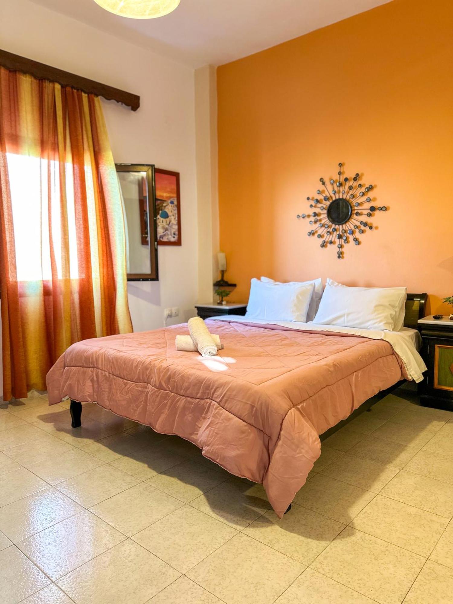 Hotel Pansion Zaharoula Fira  Exterior foto
